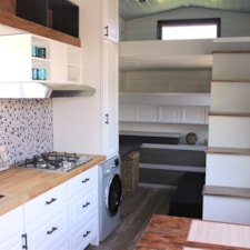 Luxurious Tiny House For Sale - Image 6 Thumbnail