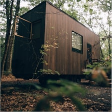 Custom-built Tiny house with minimalist design - Image 4 Thumbnail