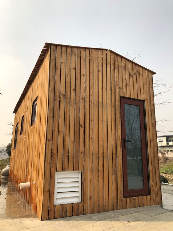 A tiny house with a multifunctional bathroom - Image 1 Thumbnail
