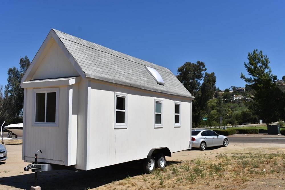 Tiny House for Sale - AIRBNB FLOOR PLAN 250 sq ft