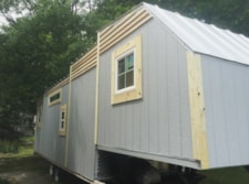 Beautiful Custom Built Tiny House on a 33' 5th wheel Trailer  - Image 4 Thumbnail