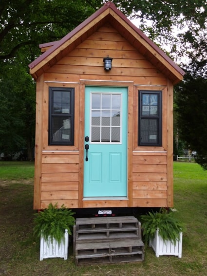 Perfect Finished Tiny House near Longview, TX - Image 2 Thumbnail