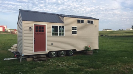 Custom Built Tiny House on Wheels