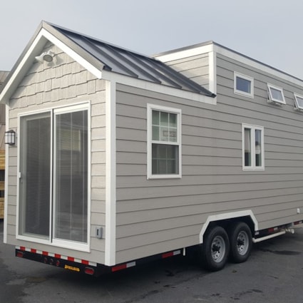 8’6”x 24’ Tiny Home for Sale - Image 2 Thumbnail
