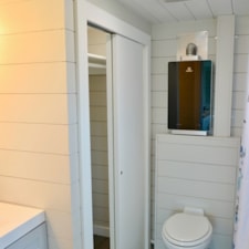 28 Foot Tiny House For Sale - Image 5 Thumbnail