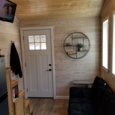 The "Cheyenne" tiny house keeps you warm in winter - Image 5 Thumbnail