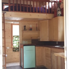 Tiny home with built in luxury - Image 4 Thumbnail