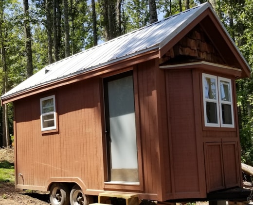 Adorable Tiny Home on Wheels for Sale ! ! !