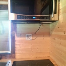 20 ft. Rustic Luxury Tiny Home - Image 4 Thumbnail