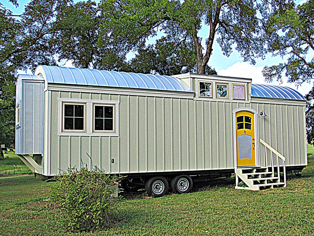 Unique Texas Tiny Home for sale to be moved - Image 1 Thumbnail