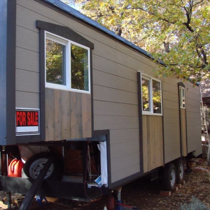 Wood you Love me? 30 ft of hand crafted beauty, fifth wheel full of amenities - Image 2 Thumbnail