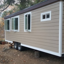 25ft tiny house shell on a trailer - Image 3 Thumbnail