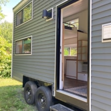 2019 B&B Hoosic Tiny House - RVIA Certified, Clean Title, Vermont - Image 3 Thumbnail