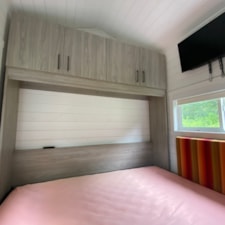 2020 Tiny House – 2 bed – 368 square feet - Image 3 Thumbnail