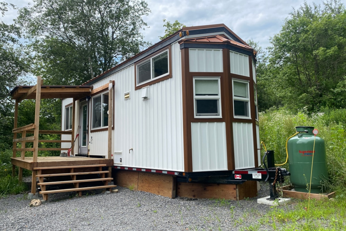 2020 Tiny House – 2 bed – 368 square feet - Image 1 Thumbnail