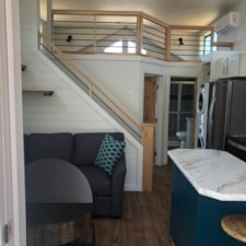 2021 Platinum Cottage RV Park Model  - Image 5 Thumbnail