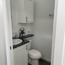 2023 Athens Park Series APX -150 Modern Tiny Home for Sale  - Image 6 Thumbnail