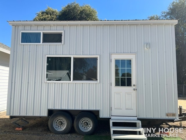 2023 Pacifica Tiny Home 18x10 Feet - Image 1 Thumbnail