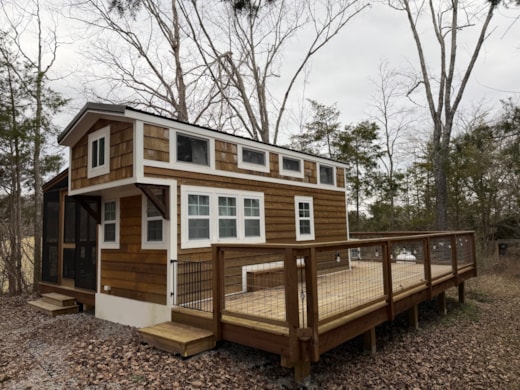 2023 Tinyhome on 26’ trailer, custom cedar deck, screened in porch