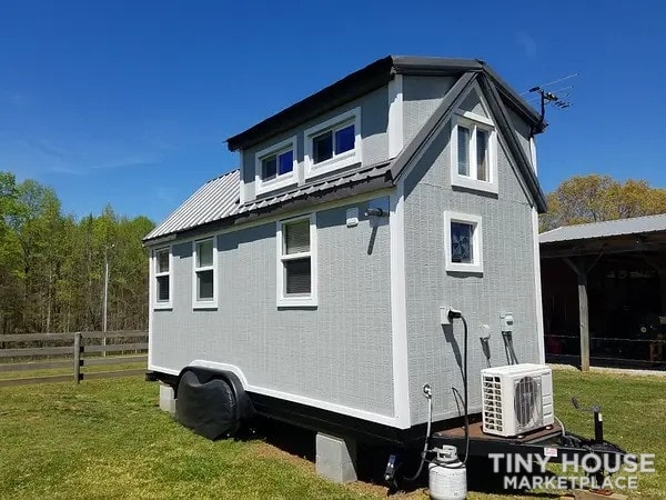 20ft  Tiny Home  For sale - Image 1 Thumbnail