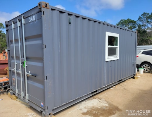 20x8 Shipping Container Office or Home
