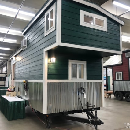 24' Beautiful Move In Ready Tiny Home High Quality - LOW PRICE! - Image 2 Thumbnail