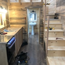 24' Beautiful Move In Ready Tiny Home High Quality - LOW PRICE! - Image 5 Thumbnail