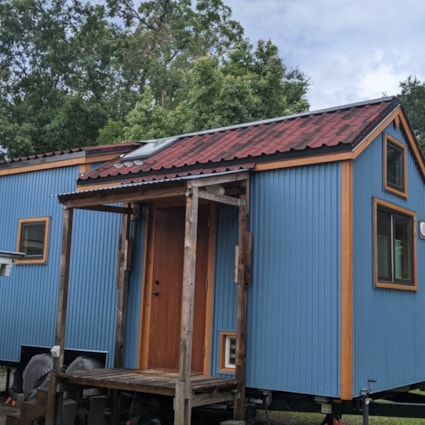 24' High Performance, Chemical-free Tiny Home on Wheels - Image 2 Thumbnail