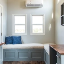 24' Lightweight Tiny House - Perfect for Office/Studio or Students - Image 5 Thumbnail