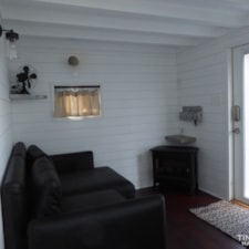 24’ modern and open tiny house - Image 6 Thumbnail
