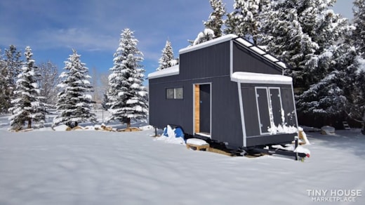 24’ Tiny Home - Must Go - Accepting Credit Cards - Fully Insulated, Heated & AC