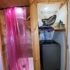 24’ Tiny Home On Wheels - Image 6 Thumbnail