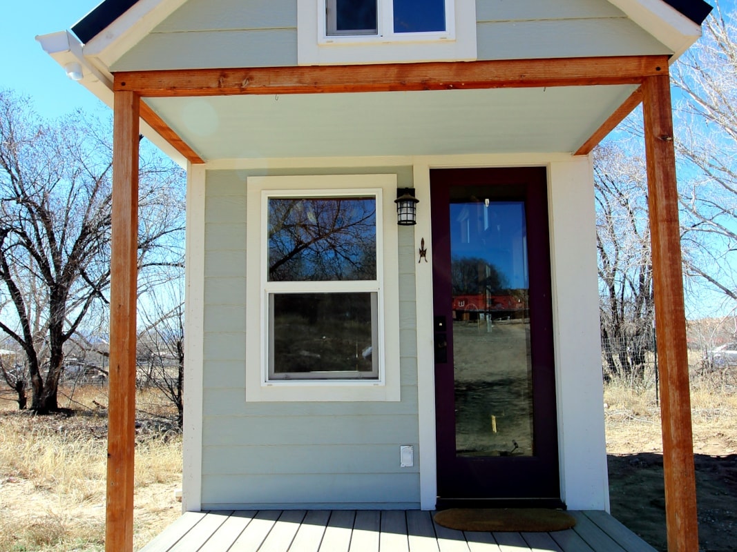 24’ Tiny House on Wheels - Image 1 Thumbnail