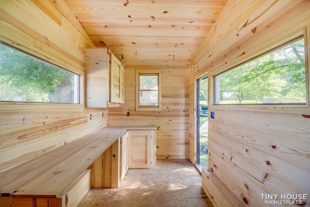 24'x8' Mobile Tiny Home with Loft - Image 1 Thumbnail
