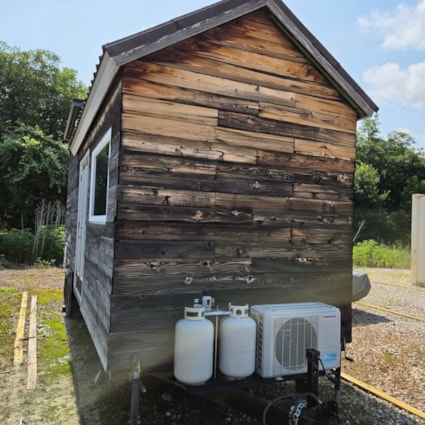 24ft Tiny house (steel frame) - Image 2 Thumbnail