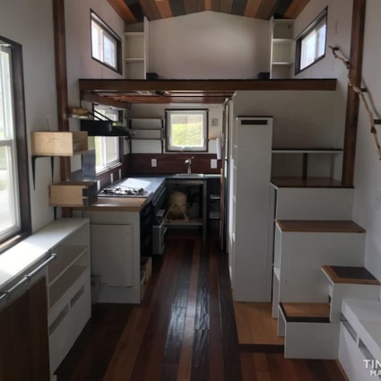 24ftx8.5ft Tiny House for sale - open to offers! - Image 2 Thumbnail