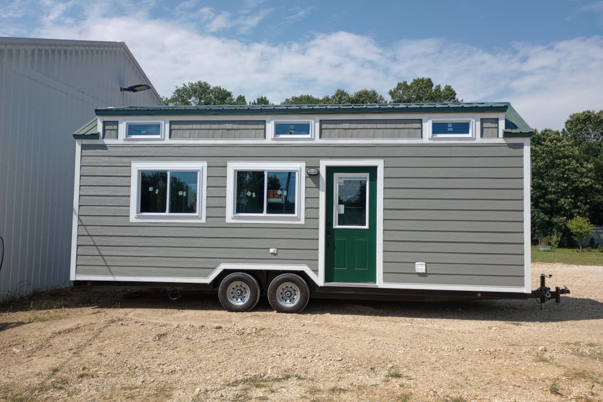 26 2023 Tiny House On Wheels 0XDSO0YDFN 01 ?width=1200&height=800&mode=crop