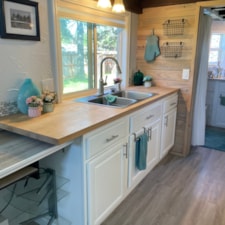28’ Beach Cottage Tiny House On Wheels - Image 3 Thumbnail