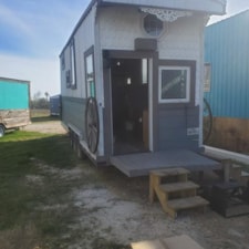28 ft solar and wind power tiny house - Image 5 Thumbnail