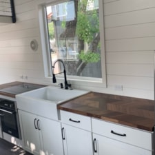 28’ Modern Farmhouse Tiny Home - Image 3 Thumbnail