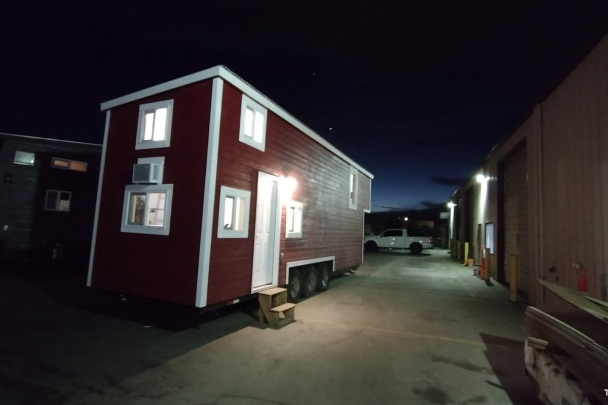 28' Tiny Home/Mega Storage - Image 1 Thumbnail