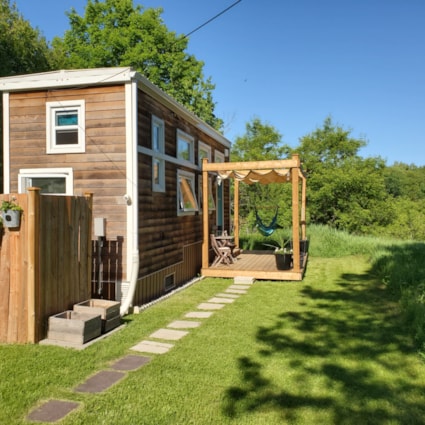 28' Tiny House for Sale in Ontario - Image 2 Thumbnail