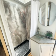 288Sq Ft Traveling Trailer Dream Home-Newly Renovated - Image 4 Thumbnail
