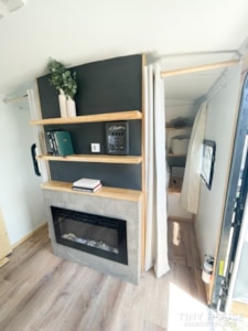 288Sq Ft Traveling Trailer Dream Home-Newly Renovated - Image 6 Thumbnail