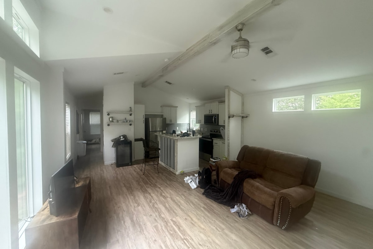 3 1Br/1B tiny homes/cottages For Sale - Image 1 Thumbnail