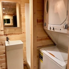 30' CUSTOM TINY HOME WITH ROOF DECK - Image 4 Thumbnail