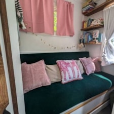 30' sun drenched 3 sleeping areas!! - Image 4 Thumbnail