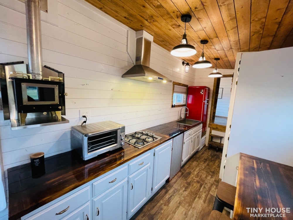 Tiny House for Sale - 320 SqFt Home Style Sweet Tiny Home