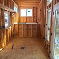 42' Foot Mobile Tiny Home - Image 6 Thumbnail
