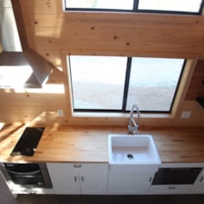 36' Modern Cabin - Nomad Tiny Homes - New - Dual loft - 21k trailer - Warranty - Image 3 Thumbnail